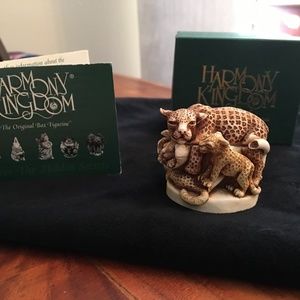 NWT Harmony Kingdom Sleepy Hollow Leopard & Cubs Trinket Box Old Gift Shop Stock